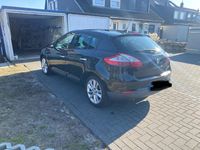 Gebraucht Renault Mégane 106 PS (77 kW) 2011 Schwarz Limousine