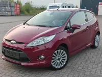Gebraucht Ford Fiesta Titanium 90 PS (66 kW) 2010 Rot Kleinwagen