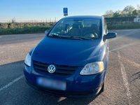 Second-hand VW Fox 55 CP (40 kW) 2005 Albastru Hatchback