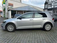 Gebraucht VW Golf VIII Trendline 116 PS (85 kW) 2020 Reflexsilber metallic Limousine