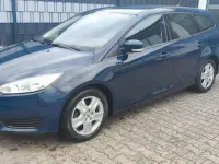 Gebraucht Ford Focus 101 PS (74 kW) 2018 Blau Kombi