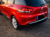 Gebraucht Renault Clio GrandTour 90 PS (66 kW) 2017 Rot Kombi