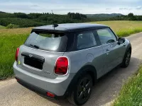 Gebraucht Mini Cooper SE Essential 135 kW (184 PS) 2022 Grau Kleinwagen