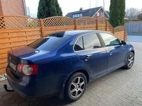 Gebraucht VW Jetta Comfortline 150 PS (110 kW) 2007 Blau Limousine