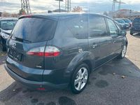 Gebraucht Ford S-MAX Titanium 140 PS (102 kW) 2009 Grau Van / Kleinbus