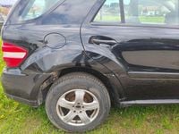 Second-hand Mercedes ML280 190 CP (139 kW) 2008 Negru SUV