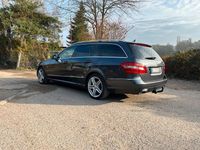 Gebraucht Mercedes E300 231 PS (169 kW) 2011 Grau Kombi