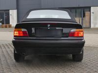 Gebraucht BMW 318 Cabriolet 1997 Schwarz Cabrio