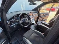 Gebraucht Mercedes V220 237 PS (174 kW) 2022 Schwarz Van / Kleinbus