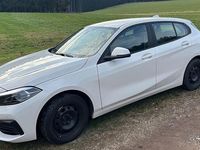 Gebraucht BMW 116 Advantage 109 PS (80 kW) 2023 Weiß Kleinwagen