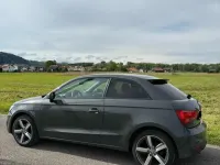 Gebraucht Audi A1 90 PS (66 kW) 2015 Grau Kleinwagen