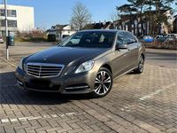 Gebraucht Mercedes E220 170 PS (125 kW) 2012 Grau Limousine