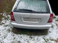 Gebraucht Mercedes C220 143 PS (105 kW) 2002 Silber Kombi