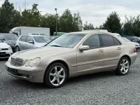 Gebraucht Mercedes C180 143 PS (105 kW) 2003 Beige Limousine
