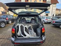 Gebraucht Mitsubishi Space Runner 82 PS (60 kW) 1996 Schwarz Van / Kleinbus