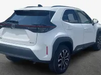 Neu Toyota Yaris Cross 130 PS (95 kW) 2026 Weiß SUV