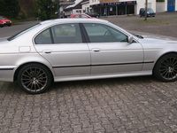 Gebraucht BMW 528 193 PS (141 kW) 2000 Silber Limousine