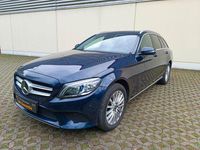 Gebraucht Mercedes C300 258 PS (189 kW) 2020 Blau Limousine