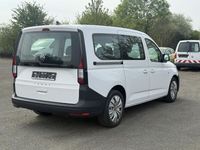 Second-hand VW Caddy Maxi Basis 102 CP (75 kW) 2021 Alb Monovolum