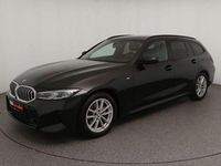 Gebraucht BMW 320 M Sport 190 PS (139 kW) 2025 Black sapphire Kombi