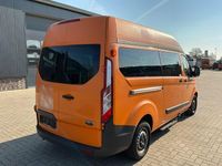 Gebraucht Ford Transit Custom 155 PS (114 kW) 2015 Orange Van / Kleinbus