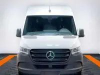Używany Mercedes Sprinter 143 KM (105 kW) 2019 Biały Van