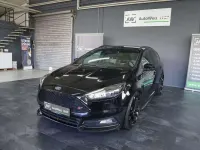 Gebraucht Ford Focus ST 250 PS (183 kW) 2016 Shadow black Kombi
