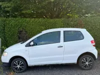 Gebraucht VW Fox 55 PS (40 kW) 2008 Weiß Kleinwagen