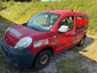 Gebraucht Renault Kangoo Expression 86 PS (63 kW) 2010 Rot Van / Kleinbus