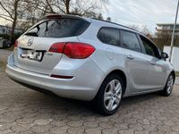 gebraucht Opel Astra Sports Tourer 1.7 CDTI Design Edition ...