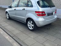 Gebraucht Mercedes B180 109 PS (80 kW) 2006 Silber Van / Kleinbus