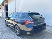 Neu Skoda Octavia Selection 204 PS (150 kW) 2025 Schwarz Kombi