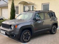 gebraucht Jeep Renegade Trailhawk 4WD 170PS/AHK/NAV/XENON/LEDER