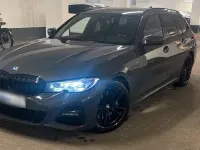 Gebraucht BMW 330e M Sport 292 PS (214 kW) 2020 Grau Kombi