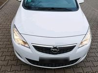 Gebraucht Opel Astra 87 PS (63 kW) 2011 Weiß Limousine