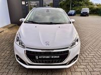 Gebraucht Peugeot 208 Allure 102 PS (75 kW) 2019 Weiß Kleinwagen