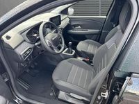 Neu Dacia Jogger Expression 110 PS (80 kW) 2025 Perlmuttschwarz Van / Kleinbus