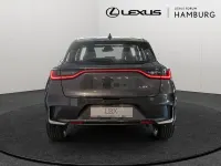 Neu Lexus LBX 136 PS (100 kW) 2026 Grau SUV