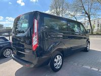 Gebraucht Ford Transit Custom Trend 150 PS (110 kW) 2023 Obsidianschwarz metallic Kombi