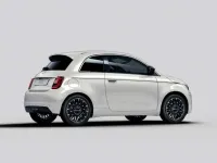 Neu Fiat 500e La Prima 86 kW (118 PS) 2026 Weiß Kleinwagen