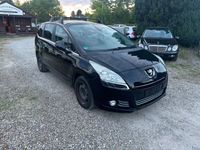 Gebraucht Peugeot 5008 Premium 156 PS (114 kW) 2010 Schwarz Van / Kleinbus
