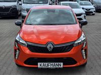 Ny Renault Clio V Evolution 143 HK (105 kW) 2026 Orange Sedan