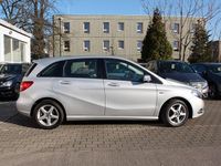 Gebraucht Mercedes B180 122 PS (89 kW) 2012 Silber Van / Kleinbus