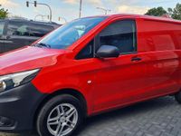 Gebraucht Mercedes Vito 114 PS (83 kW) 2019 Rot Van