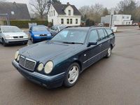 Gebraucht Mercedes E230 150 PS (110 kW) 1997 Blau Kombi