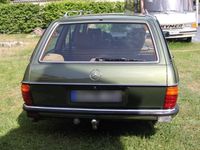 Gebraucht Mercedes E300 88 PS (64 kW) 1983 Grün Kombi
