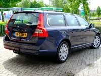 Używany Volvo V70 179 KM (131 kW) 2011 Niebieski Kombi