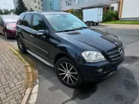 Gebraucht Mercedes ML420 306 PS (225 kW) 2006 Blau SUV