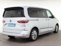 Gebraucht VW Multivan Basis 150 PS (110 kW) 2024 Reflexsilber metallic Van