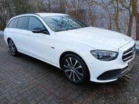 Gebraucht Mercedes E300 194 PS (142 kW) 2021 Weiß Kombi